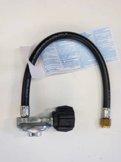 Weber 17" QCC1 Hose And Regulator - 69891